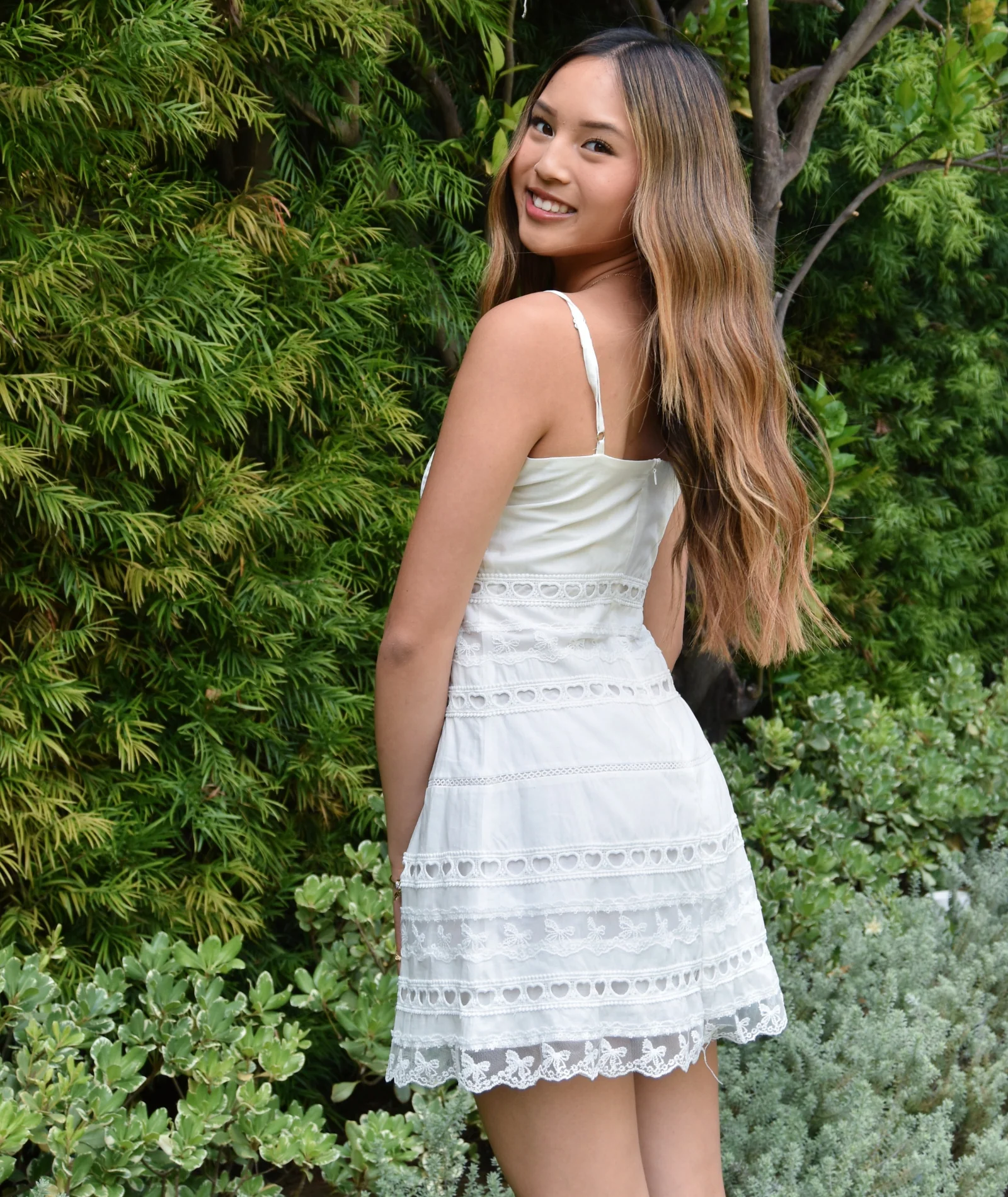 Theme Girls Isabella White Heart Bow Lace Dress - Image 4
